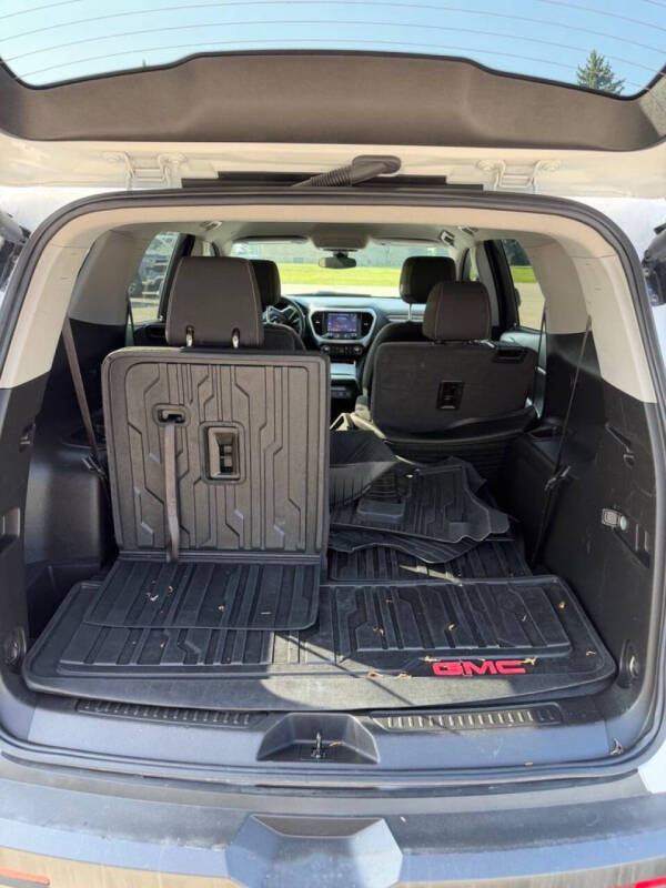 2023 GMC Acadia