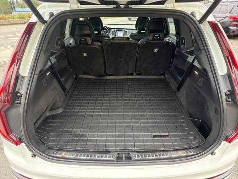 2017 Volvo XC90 T6 R-Design