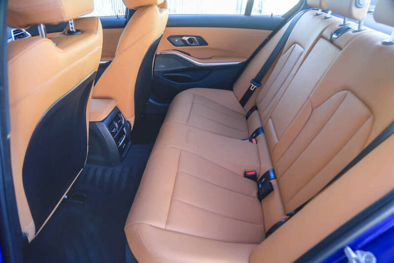 2025 BMW 3 Series M340i