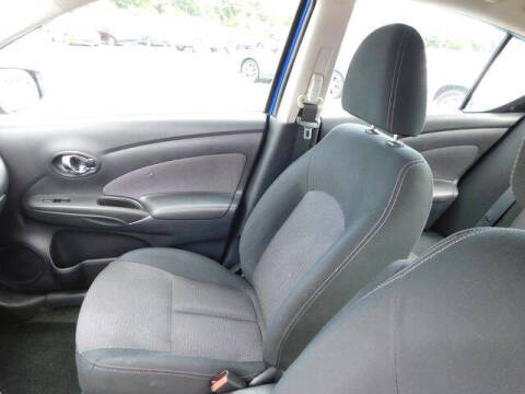 2015 Nissan Versa 1.6 SV