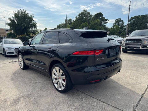 2017 Jaguar F-PACE S