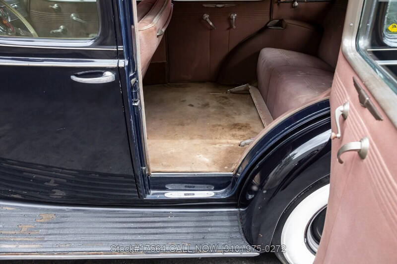 1938 Packard Super 8