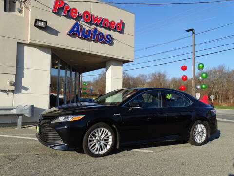2018 Toyota Camry Hybrid for sale at KING RICHARDS AUTO CENTER in East Providence RI