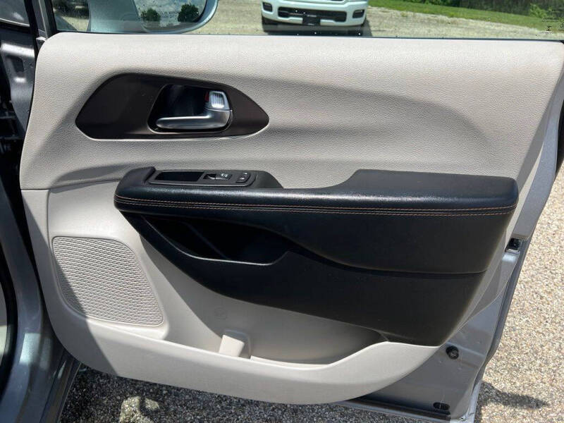 2019 Chrysler Pacifica Touring Plus