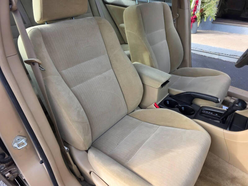 2004 Honda Accord LX