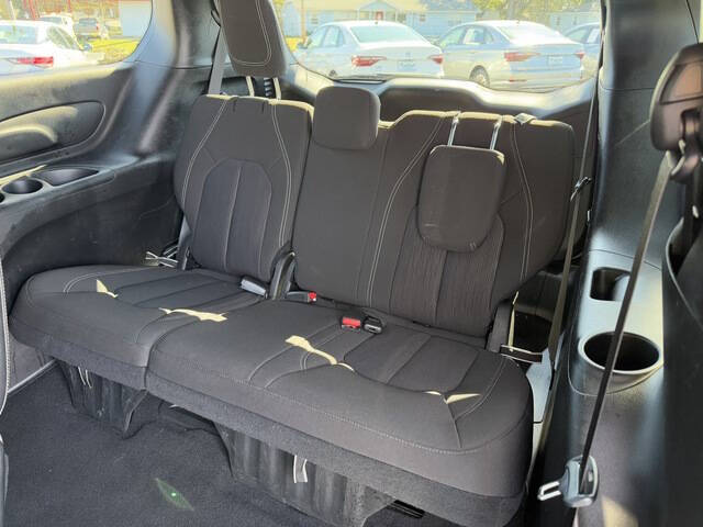 2023 Chrysler Pacifica Touring