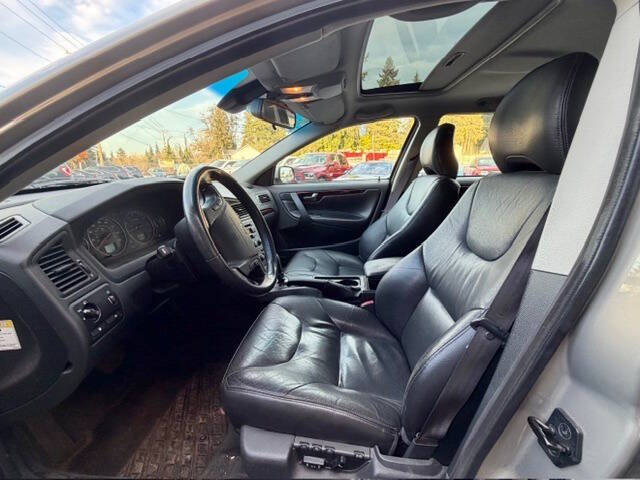 2004 Volvo V70 2.4