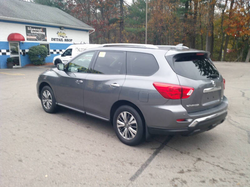 2019 Nissan Pathfinder S