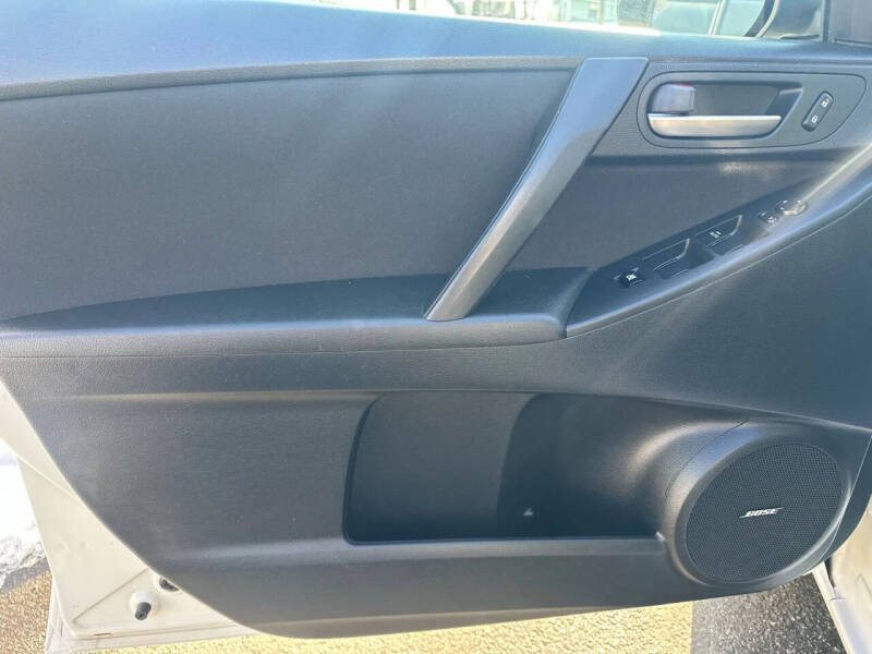 2011 Mazda MAZDA3 i Touring