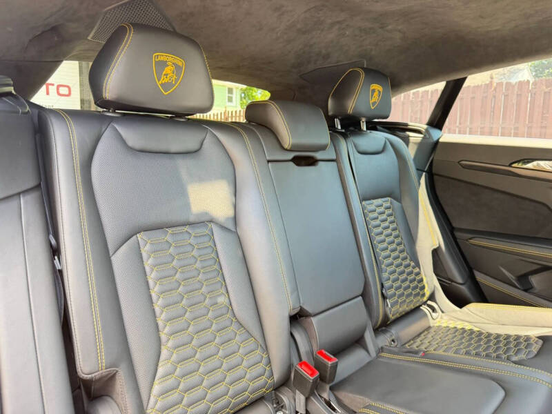 2021 Lamborghini Urus