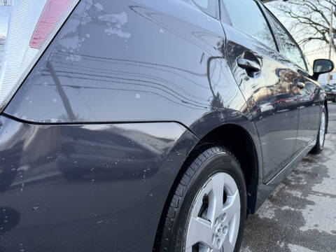 2010 Toyota Prius III