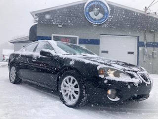 2006 Pontiac Grand Prix for sale at Chuckie Bizzarro's Fleetwing Auto in Erie, PA