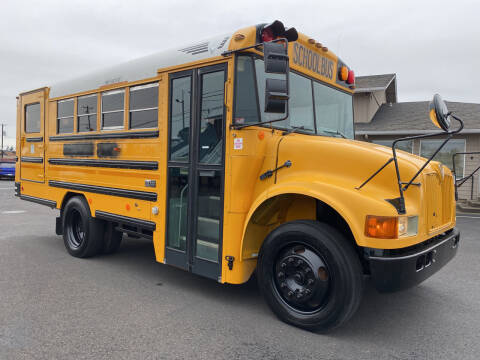 2004 Blue Bird Bus 17 Passenger International  for sale at Dorn Brothers Truck and Auto Sales in Salem OR