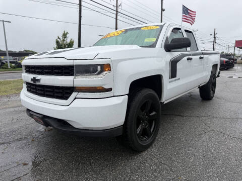 2017 Chevrolet Silverado 1500 Custom