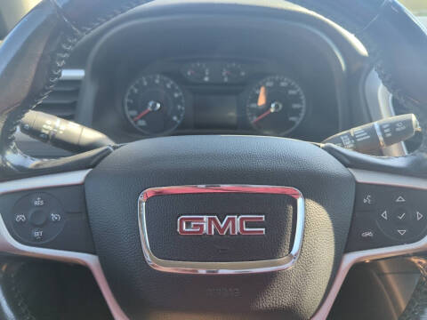 2017 GMC Acadia SLE-2