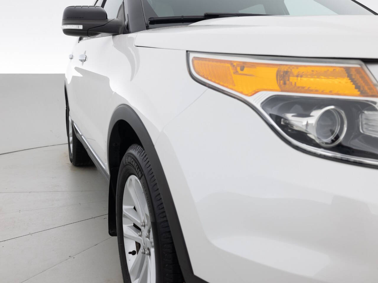 Used Car 2015 Ford Explorer  Xlt Awd 4dr Suv For Sale Under $10,000 In Coal City, Illinois