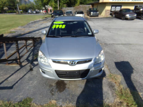 2010 Hyundai Elantra Touring for sale at Credit Cars of NWA in Bentonville AR