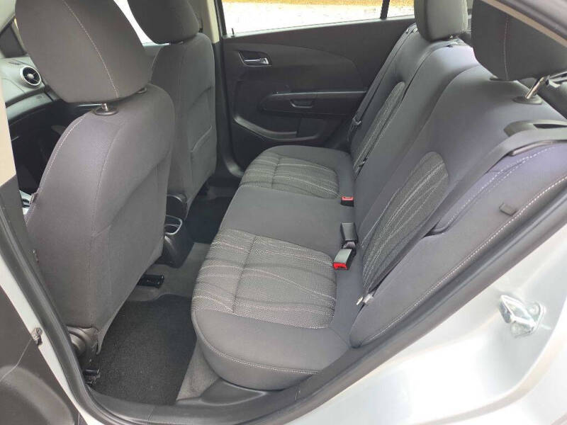 2016 Chevrolet Sonic LT Auto