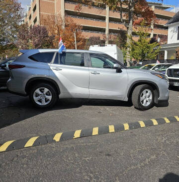 2023 Toyota Highlander Platinum