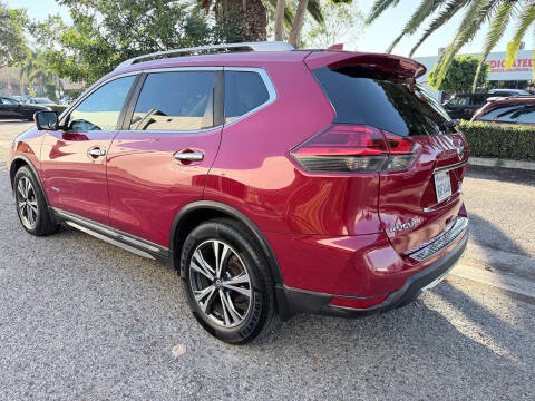 2017 Nissan Rogue Hybrid SL
