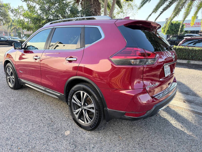 2017 Nissan Rogue Hybrid SL