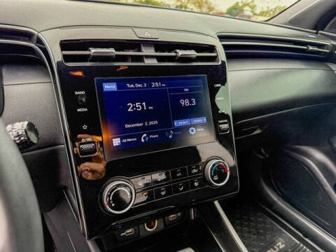 2023 Hyundai Santa Cruz SE