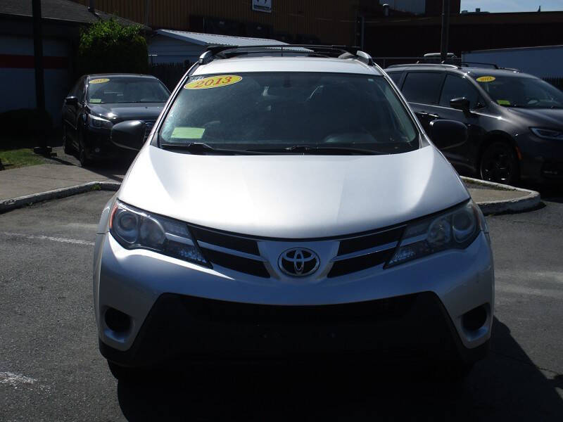 2013 Toyota RAV4 LE