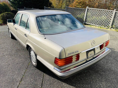 1990 Mercedes-Benz 300-Class 300 SE