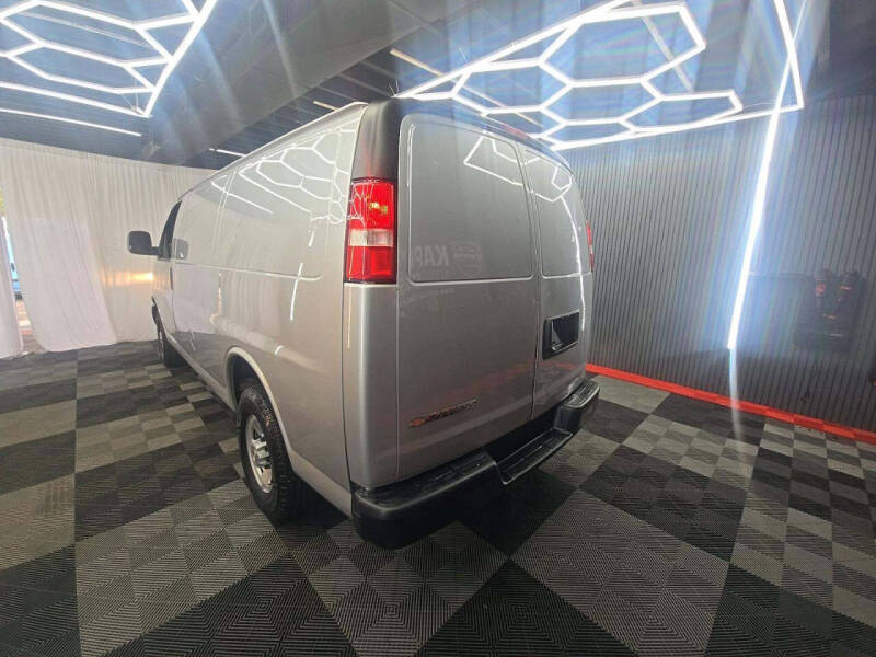 2020 Chevrolet Express 2500