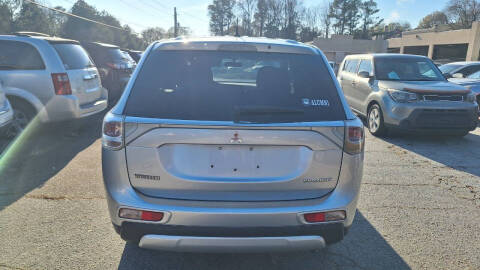 2015 Mitsubishi Outlander ES