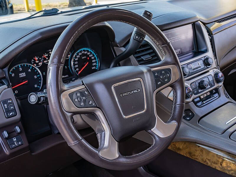 2017 GMC Yukon XL Denali