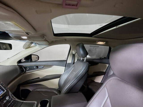 2020 Lincoln Nautilus Reserve