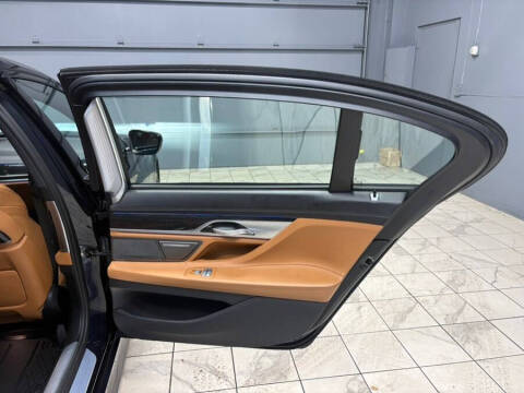 2022 BMW 7 Series 750i xDrive