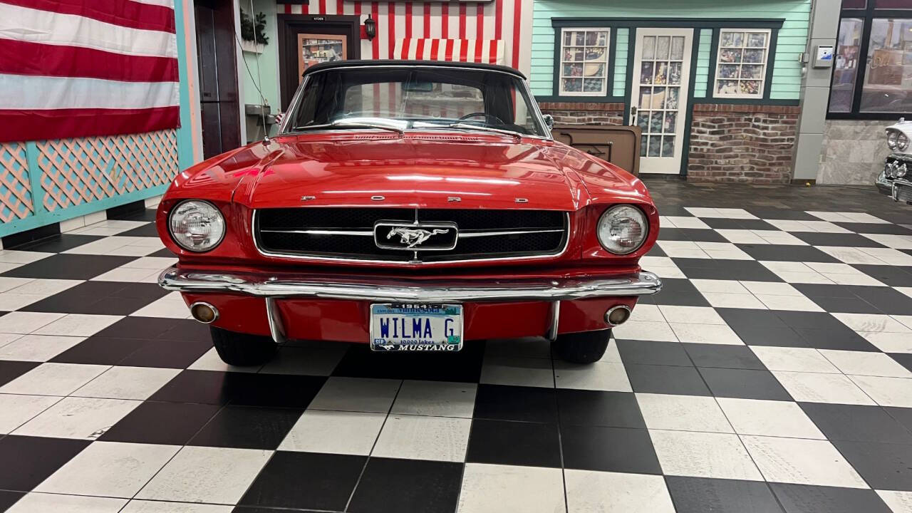 1965 Ford Mustang 10