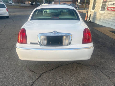 1998 Lincoln Town Car Executive