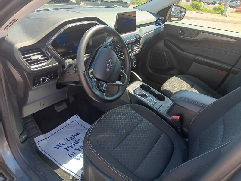 2025 Ford Escape Active