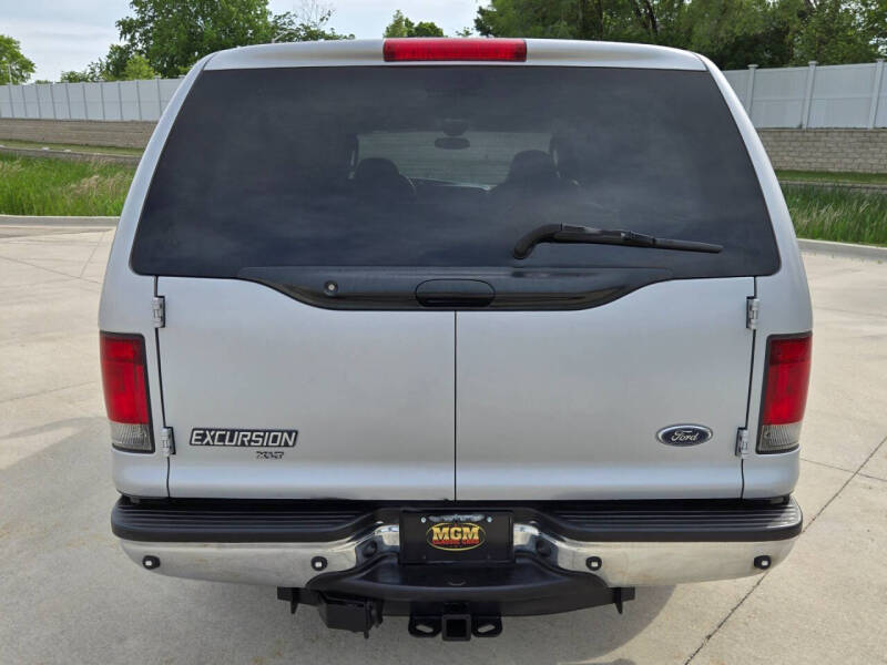 2003 Ford Excursion XLT