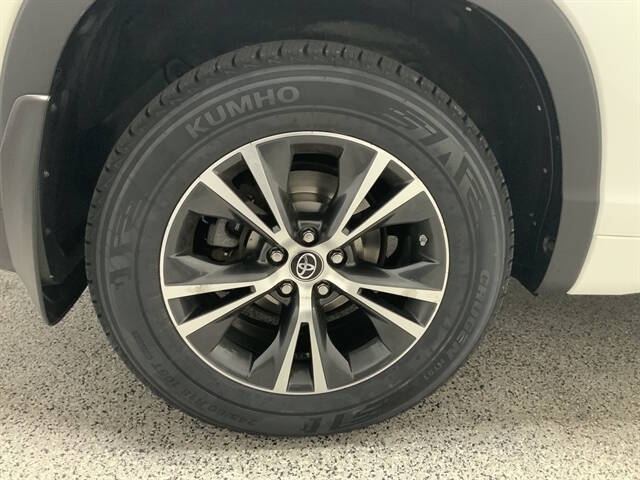 2018 Toyota Highlander LE