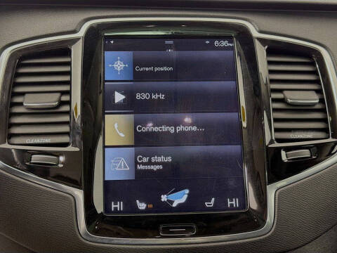 2016 Volvo XC90 T6 Momentum