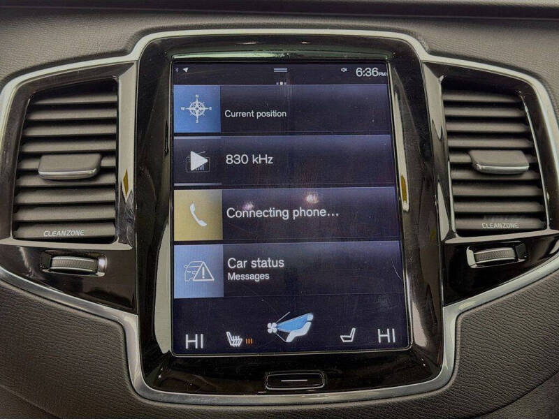 2016 Volvo XC90 T6 Momentum