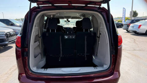 2017 Chrysler Pacifica Touring
