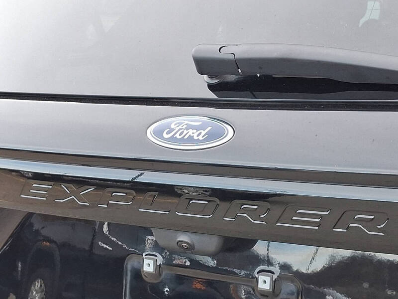 2023 Ford Explorer ST