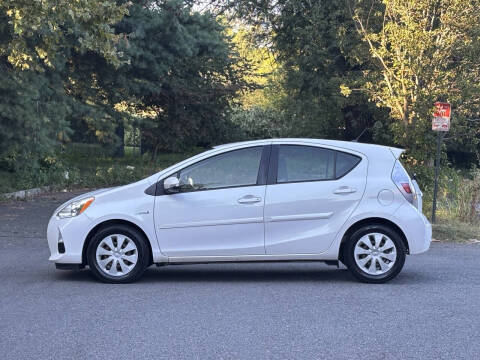 2013 Toyota Prius c One