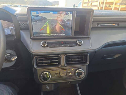 2022 Ford Maverick XL