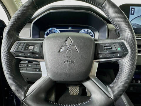 2023 Mitsubishi Outlander PHEV SE