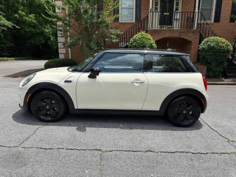 2017 MINI Hardtop 2 Door Cooper