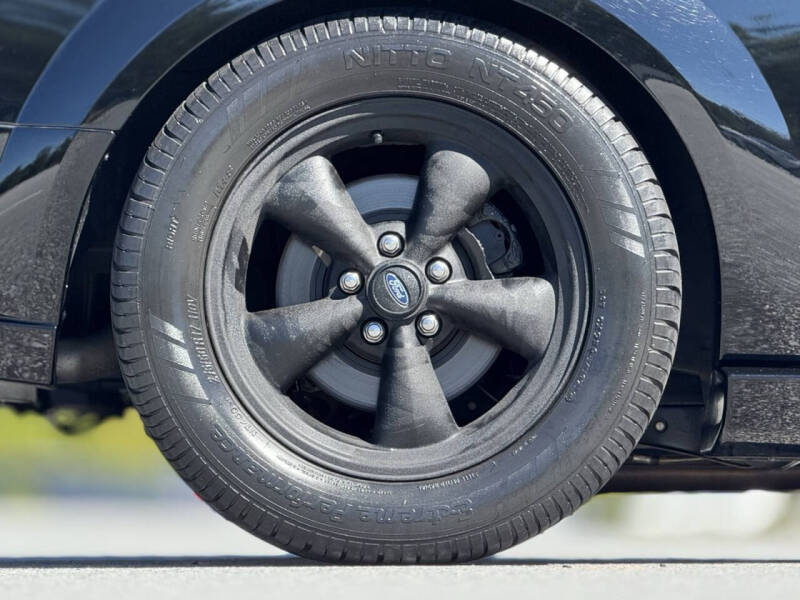 2007 Ford Mustang GT Deluxe