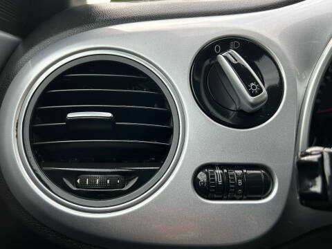 2012 Volkswagen Beetle 2.5L PZEV