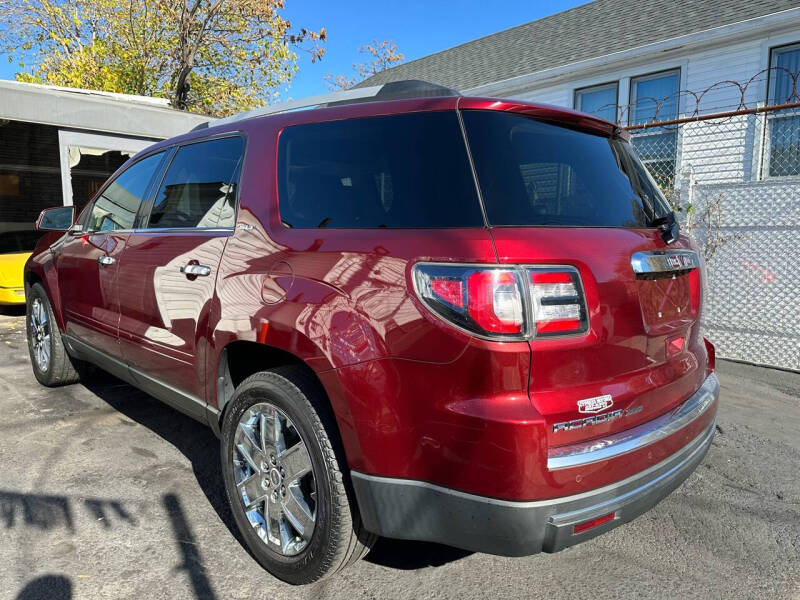 2017 GMC Acadia Limited Base photo 6