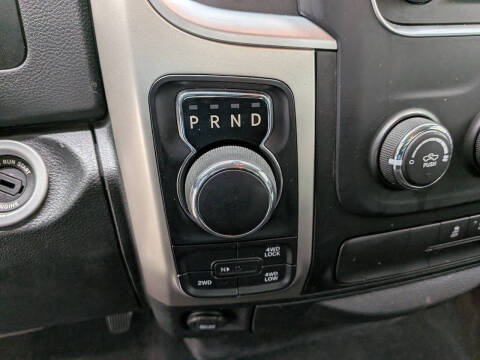 2016 RAM 1500 SLT